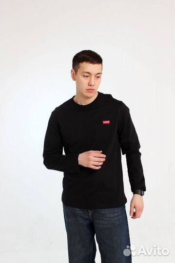 Лонгслив мужской levis black