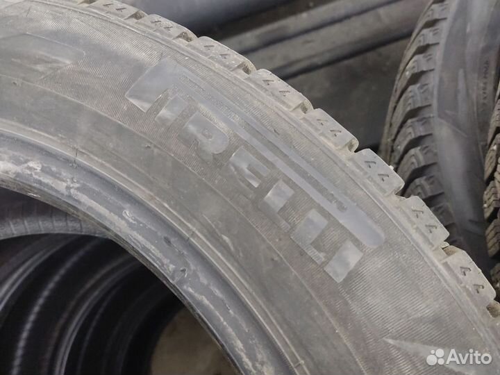 Pirelli Ice Zero 235/50 R18 101T