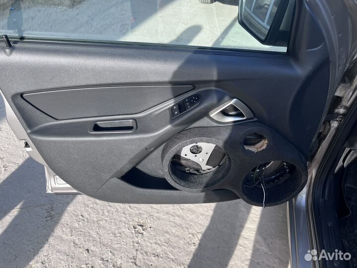 Дверные карты обшивки на гранту