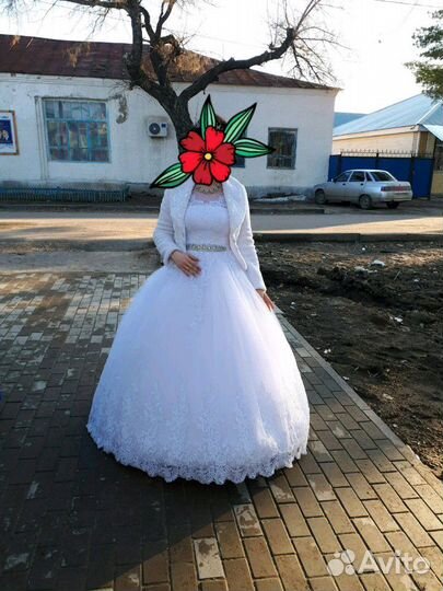 Свадебное платье