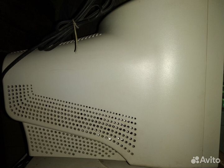 Монитор Samsung