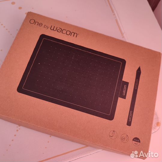 Графический планшет one by wacom (s)
