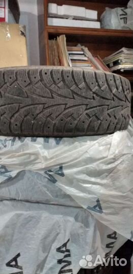Hankook Winter I'Pike 215/65 R16