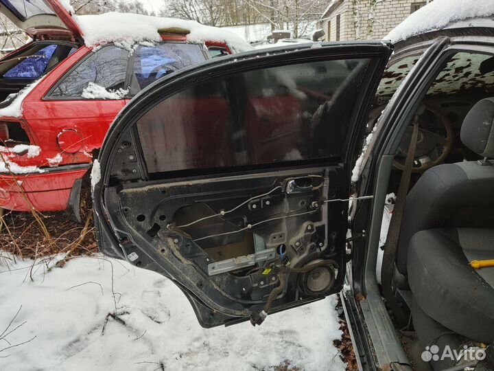 Задняя левая дверь Chevrolet Lacetti