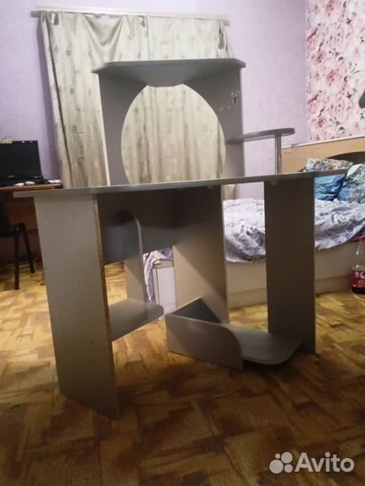 Компьютерный стол бу