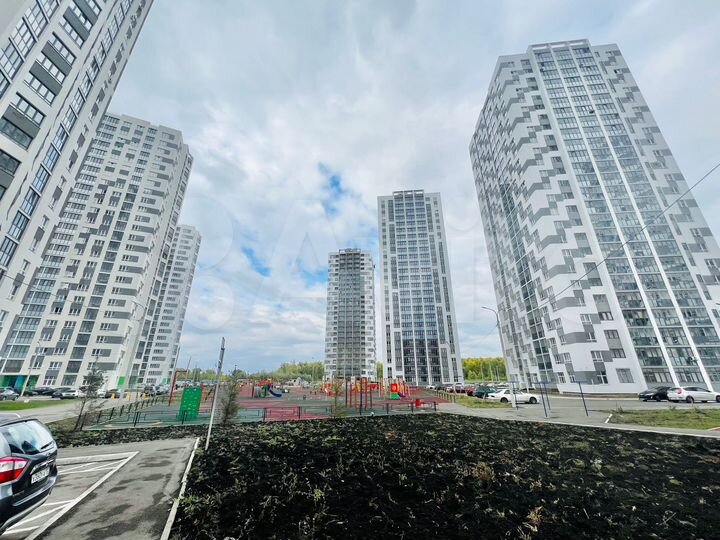 Квартира-студия, 33,7 м², 13/25 эт.