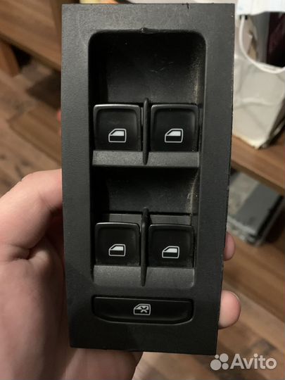 Блок управления стеклоподъемника skoda octavia А7