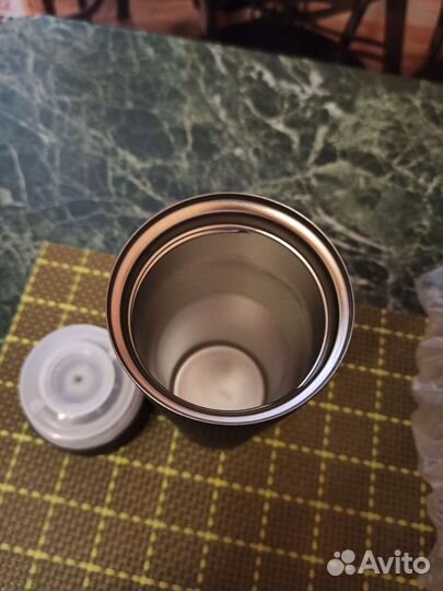 Термо-кружка Peakvil 470 мл