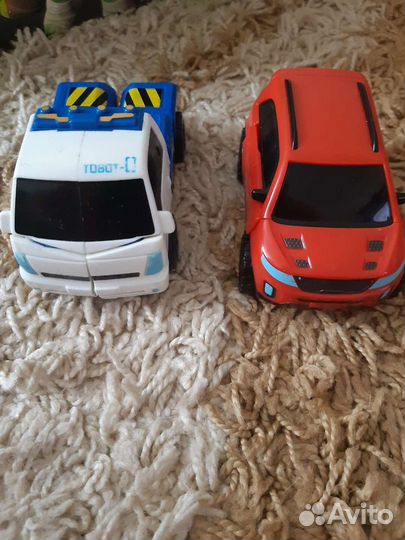 Робот тобот