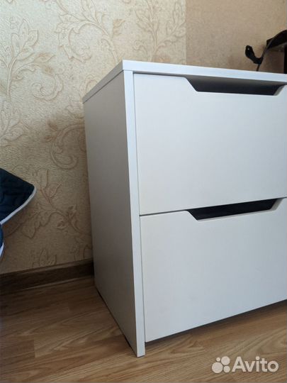 Тумба прикроватная белая