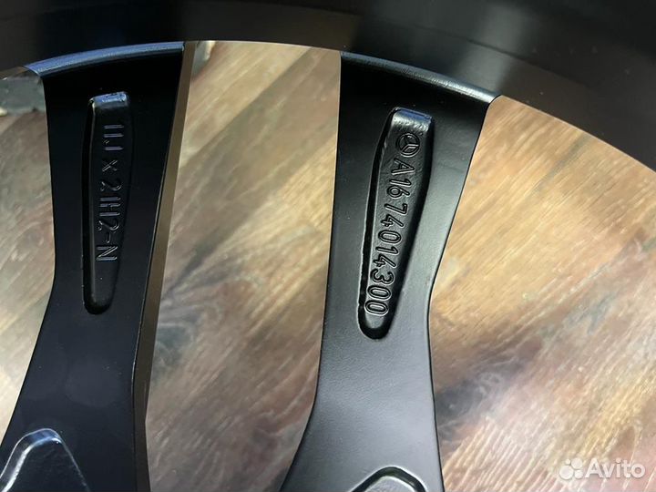 Диски разношир R21 AMG на Mercedes GLS GLE 167