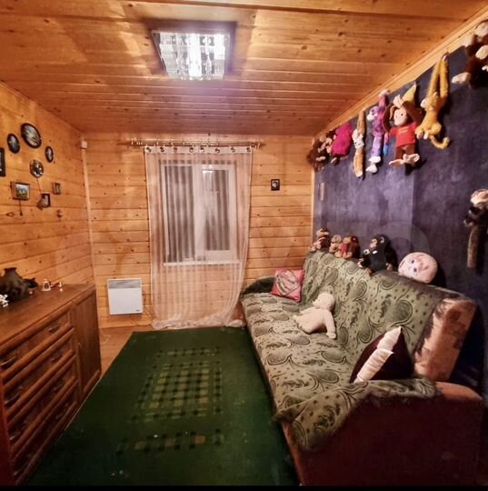 Дом 79,9 м² на участке 9,5 сот.