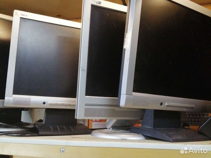 Монитор nec52vm 15