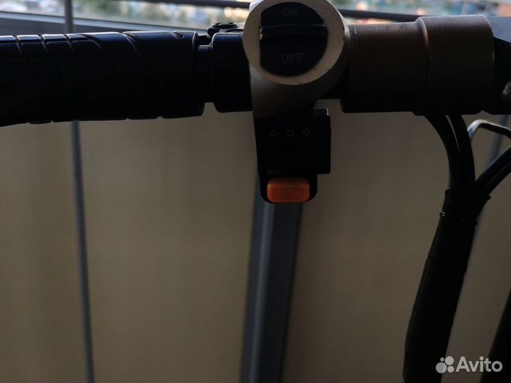 Электросамокат kugoo m4 на 11 ампер