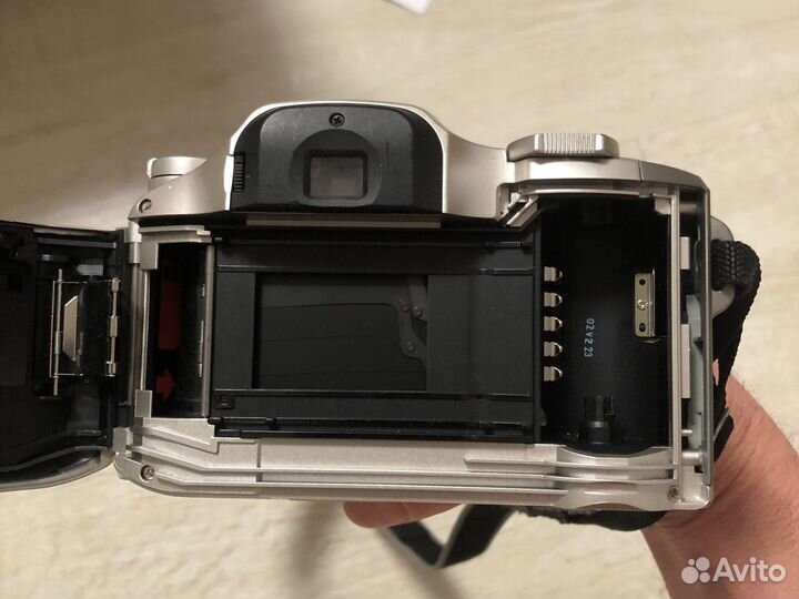 Компактный пленочный фотоаппарат Олимпус