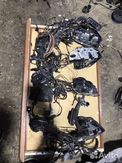 Замок двери в сборе комплект BMW 7 F01 F02