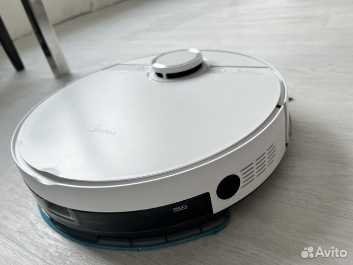 Робот-пылесос Midea M7 с влажной уборкой
