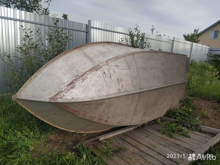 Моторная лодка