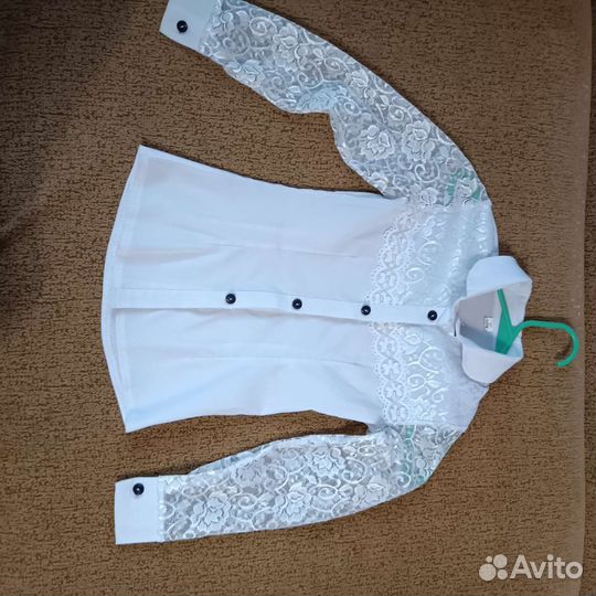 Кружевная блузка школьная