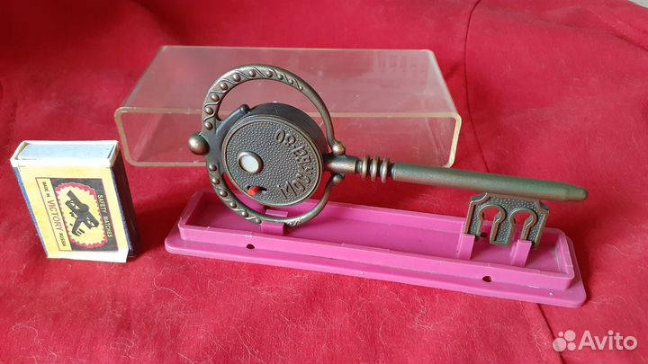 Ключ москва олимпиада80 слайдоскоп,редкий,оригинал