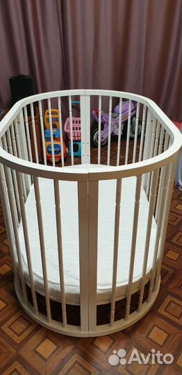 Детская овальная кроватка