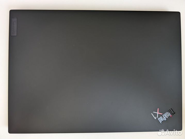 Lenovo ThinkPad X1 Carbon Gen 10 i7-1260P