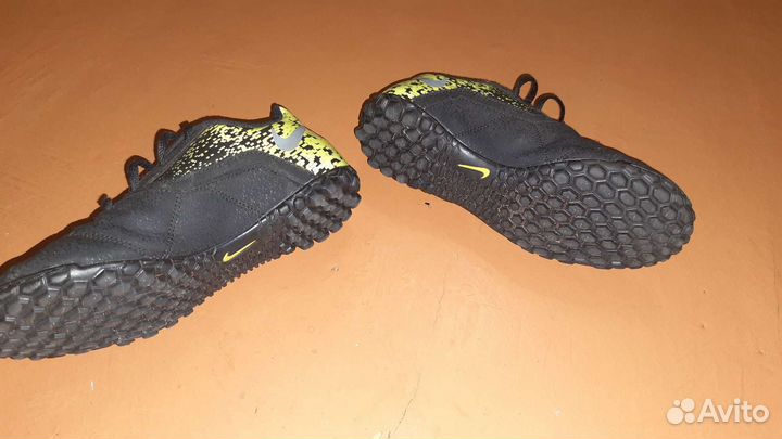 Шиповки и бутсы