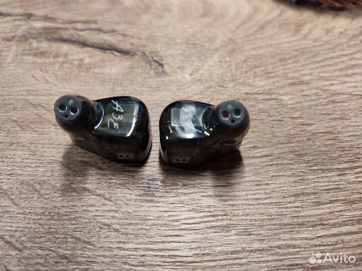 Трехдрайверные арматурные наушники Snowy A3e