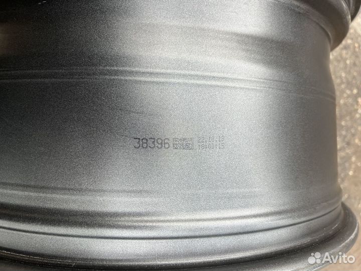 Диски Audi A8 S8 D5 R20 оригинал новые ковка