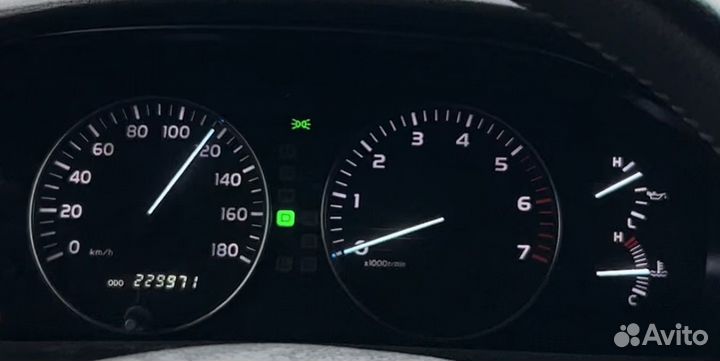 Приборная панель Toyota Land Cruiser 100