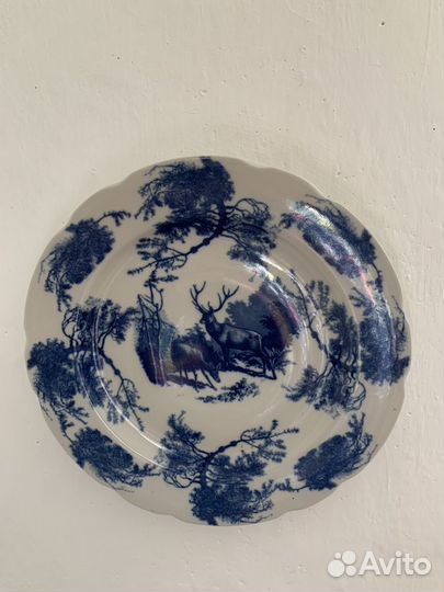 Сувенирные настенные тарелки