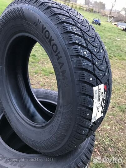 Yokohama IceGuard Stud IG65 215/55 R17 117