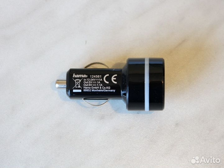 Автомобильное зарядное устройство Hama
