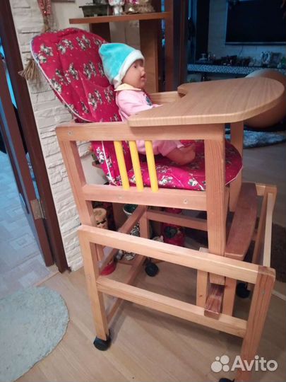 Стульчик для кормления