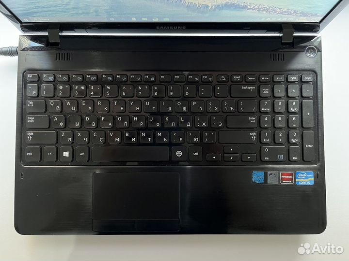 Ноутбук Samsung NP350E5C-S06RU