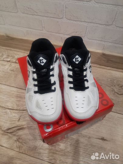 Кроссовки kumpoo