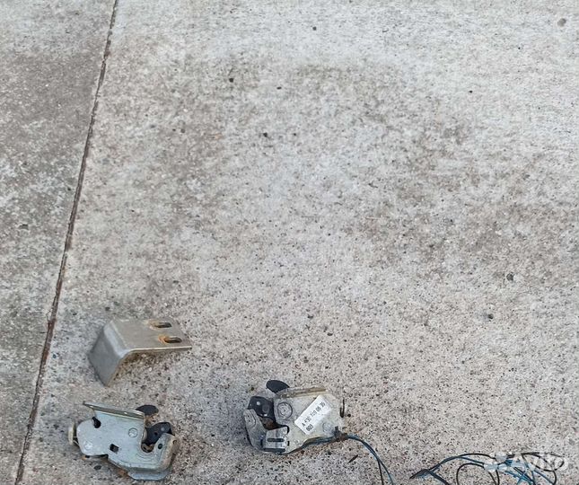 Mercedes Vito 639 замок распашонки