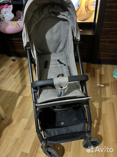 Коляска прогулочная Carrello Presto