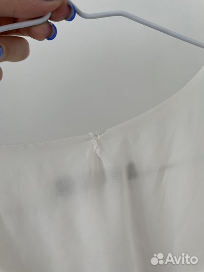 Платье белое с вышивкой S