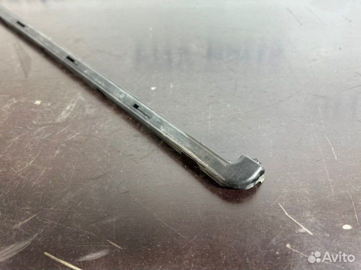 Кронштейн Volvo V40 2015