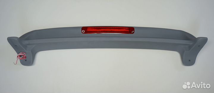 Спойлер на заднюю дверь Toyota RAV4 10 1994-2000