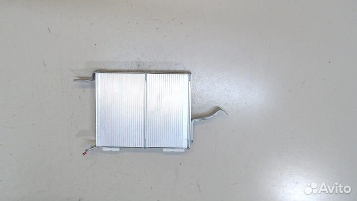 Усилитель звука Toyota Camry, 2003