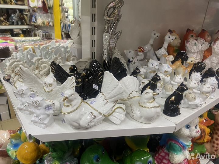 Фигура из фарфора