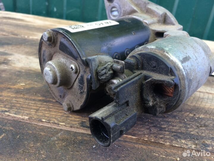 Стартер Volkswagen Golf 6 1.4