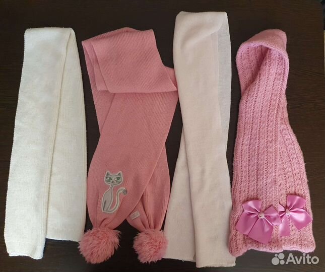 Шапки, шарф, манишки