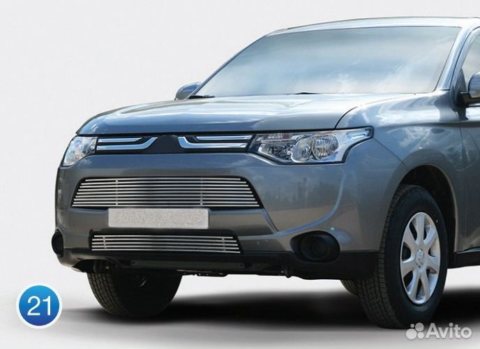 Решетка радиатора нижняя декоративная Mitsubishi O