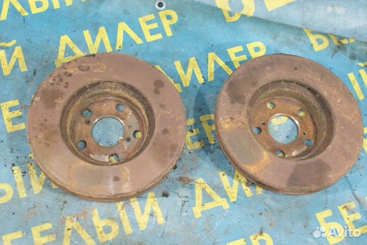 Передний тормозной диск Toyota Avensis