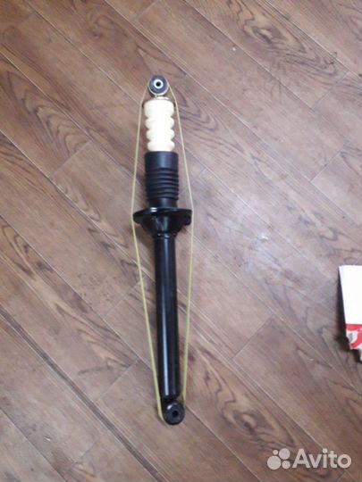 К-т задних амортизаторов Форд Эскорт/ Ford Escort