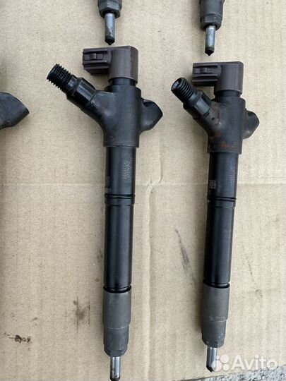 Форсунка топливная для Toyota Land Cruiser 200, lх