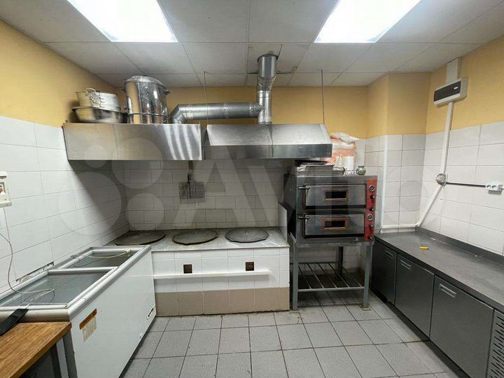 Пиво и табак мангал,суши вок,пицца